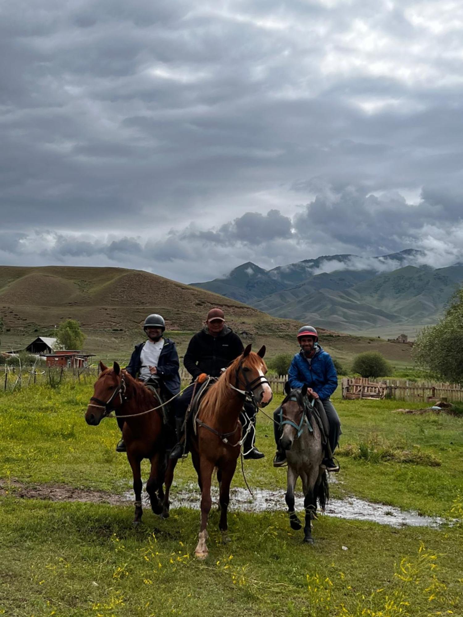 Kyzart Hotel & Horse Tours Bagysh Zewnętrze zdjęcie